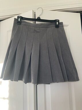 Pleated Mini Skirt in Gray - Women's Classic Style